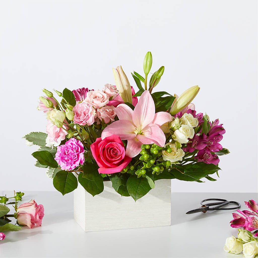 Sweetberry Box – A Florist Original – Branch Floral Designs, Nyssa OR