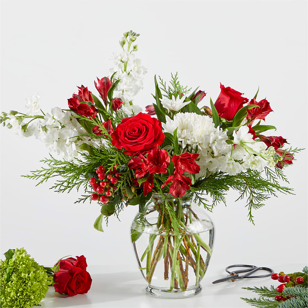 Merry Moment Bouquet – A Florist Original – Branch Floral Designs, Nyssa OR