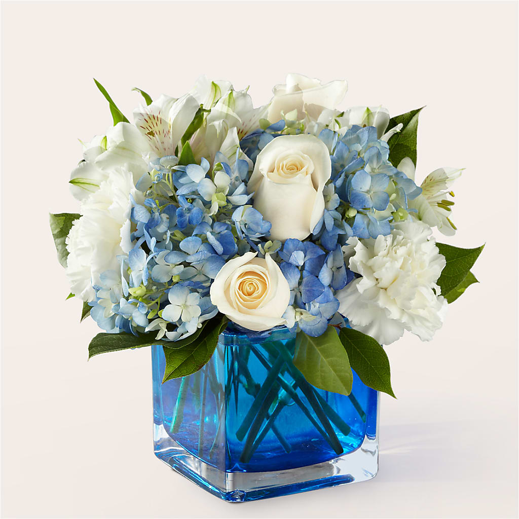 Soothing Waters Bouquet – Branch Floral Designs, Nyssa OR