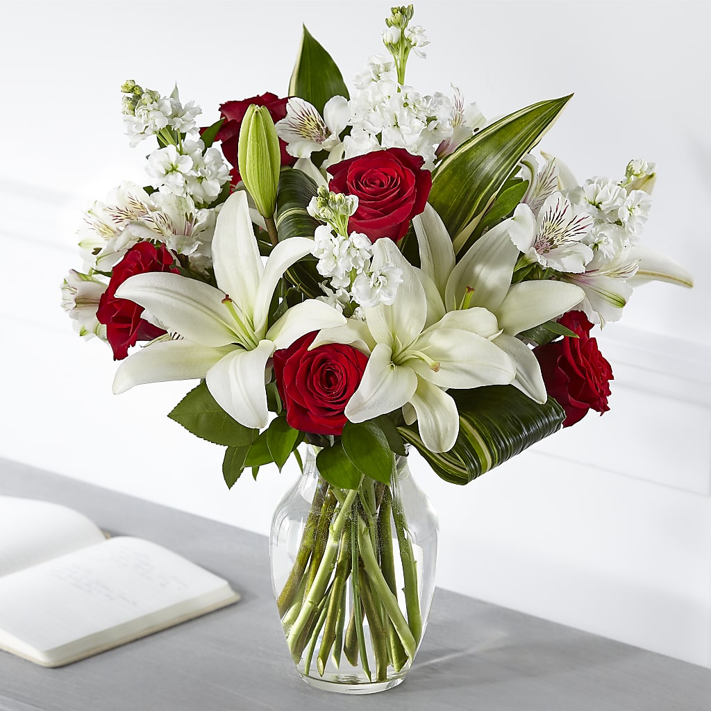 Loving Respect Bouquet – Branch Floral Designs, Nyssa OR