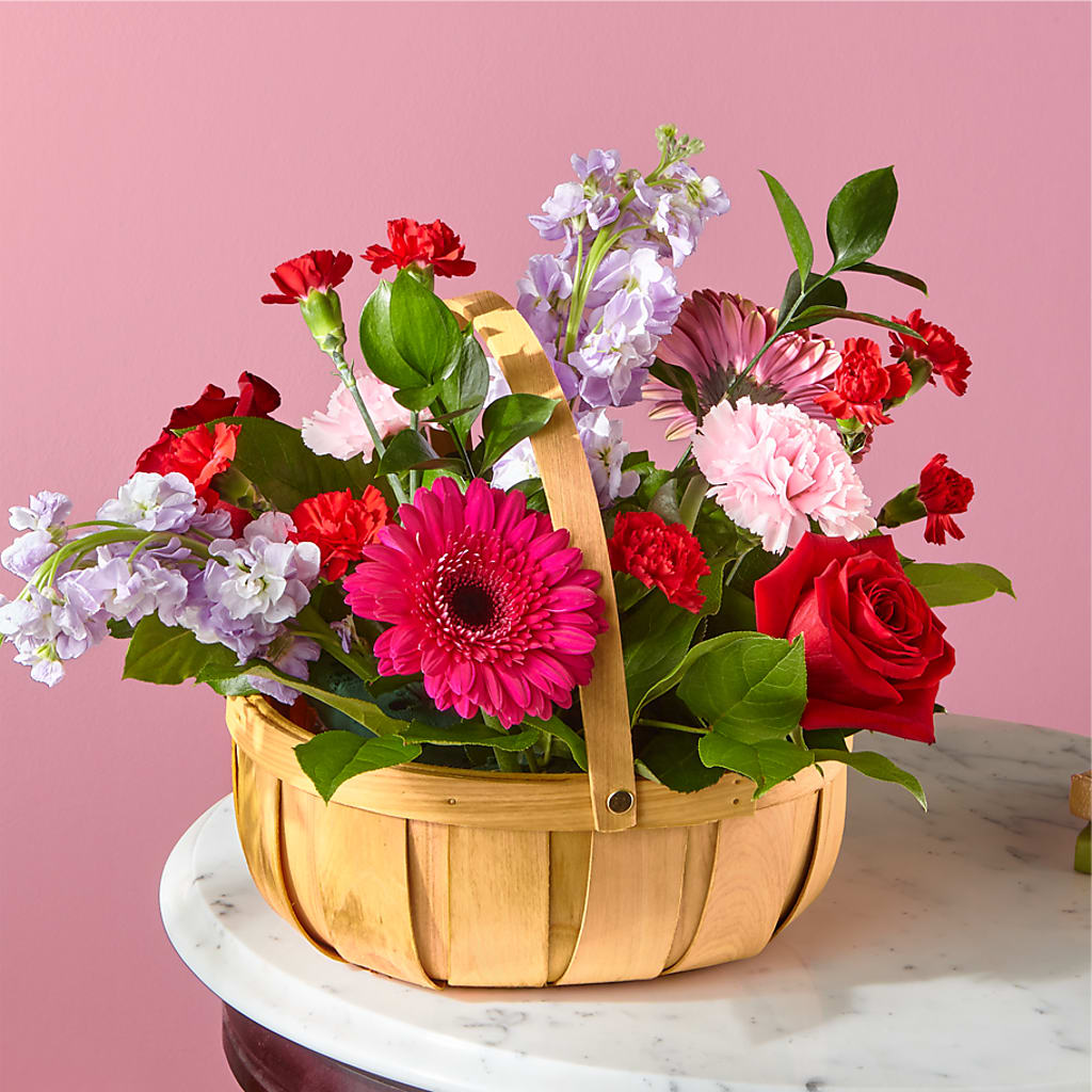 Pink Picnic Basket – Branch Floral Designs, Nyssa OR