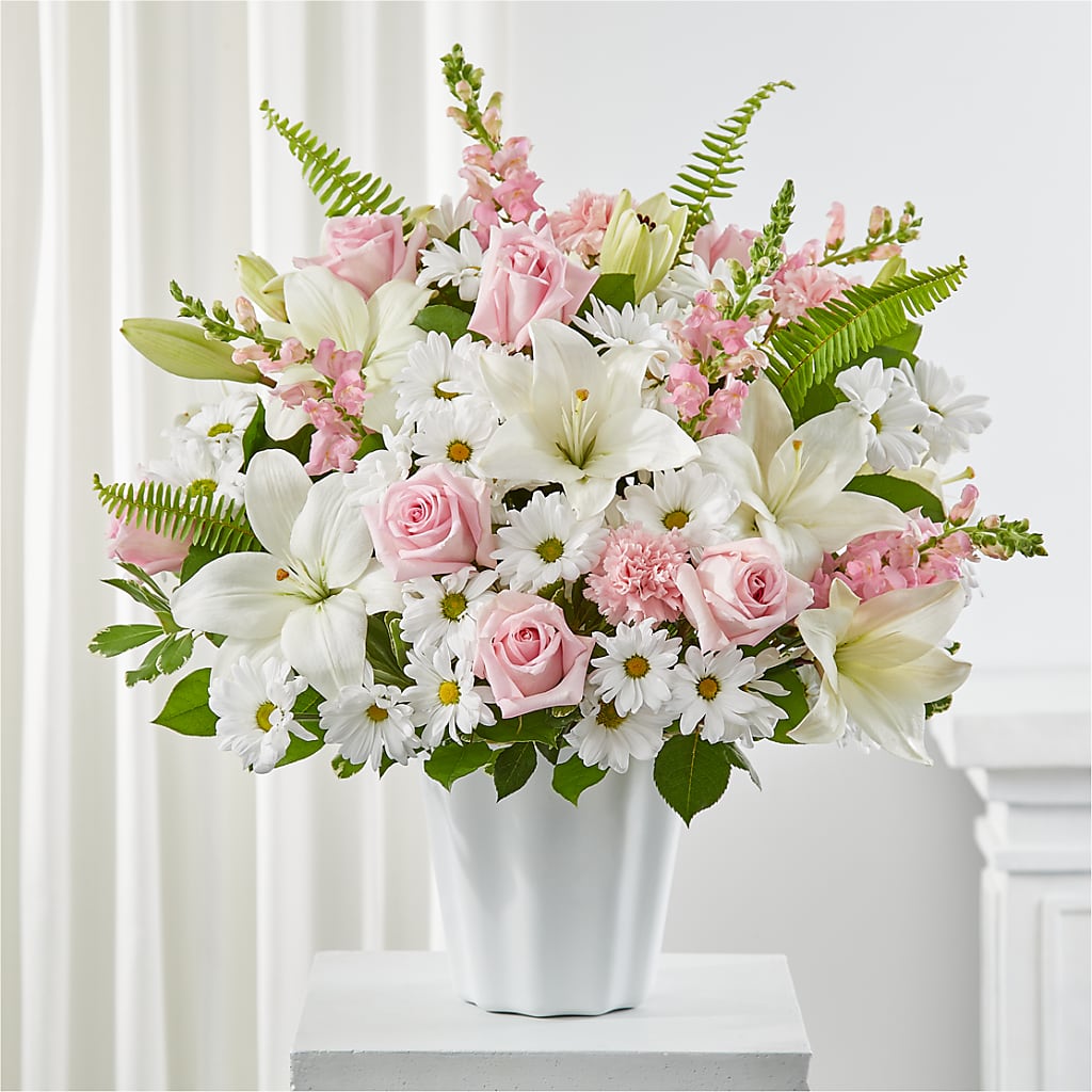Soft Touch Tabletop Basket – Branch Floral Designs, Nyssa OR