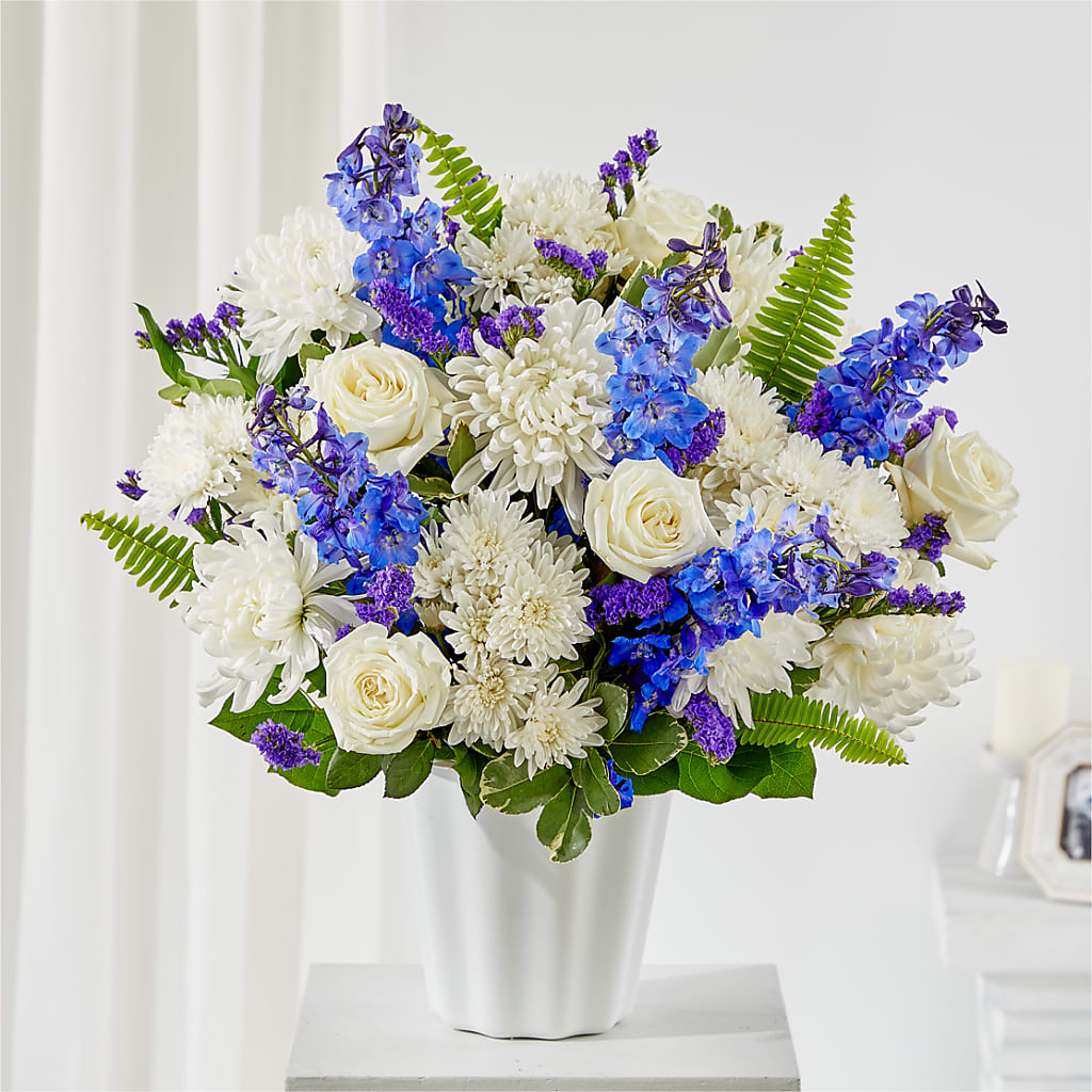 Hold Dear Tabletop Basket – Branch Floral Designs, Nyssa OR