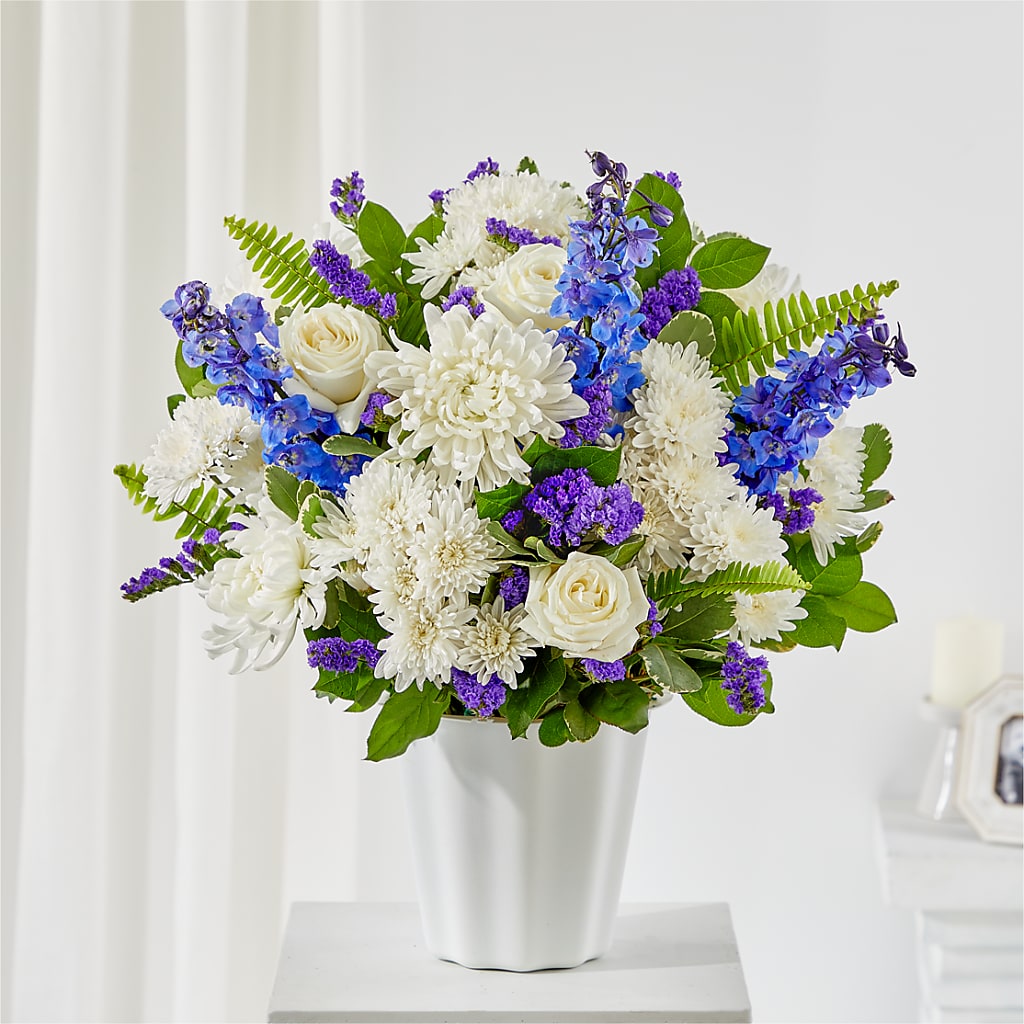 Hold Dear Tabletop Basket – Branch Floral Designs, Nyssa OR