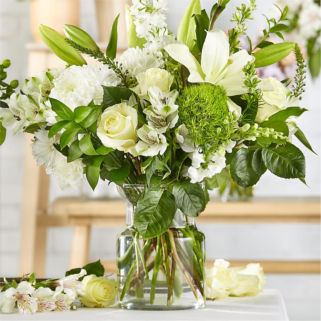 Classic Ivory – A Florist Original – Branch Floral Designs, Nyssa OR