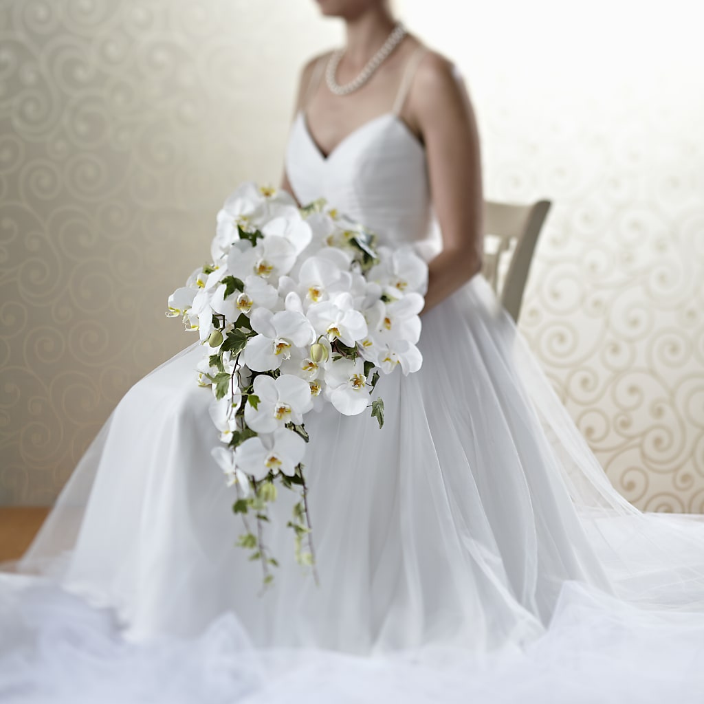 Classic White Bouquet – Branch Floral Designs, Nyssa OR