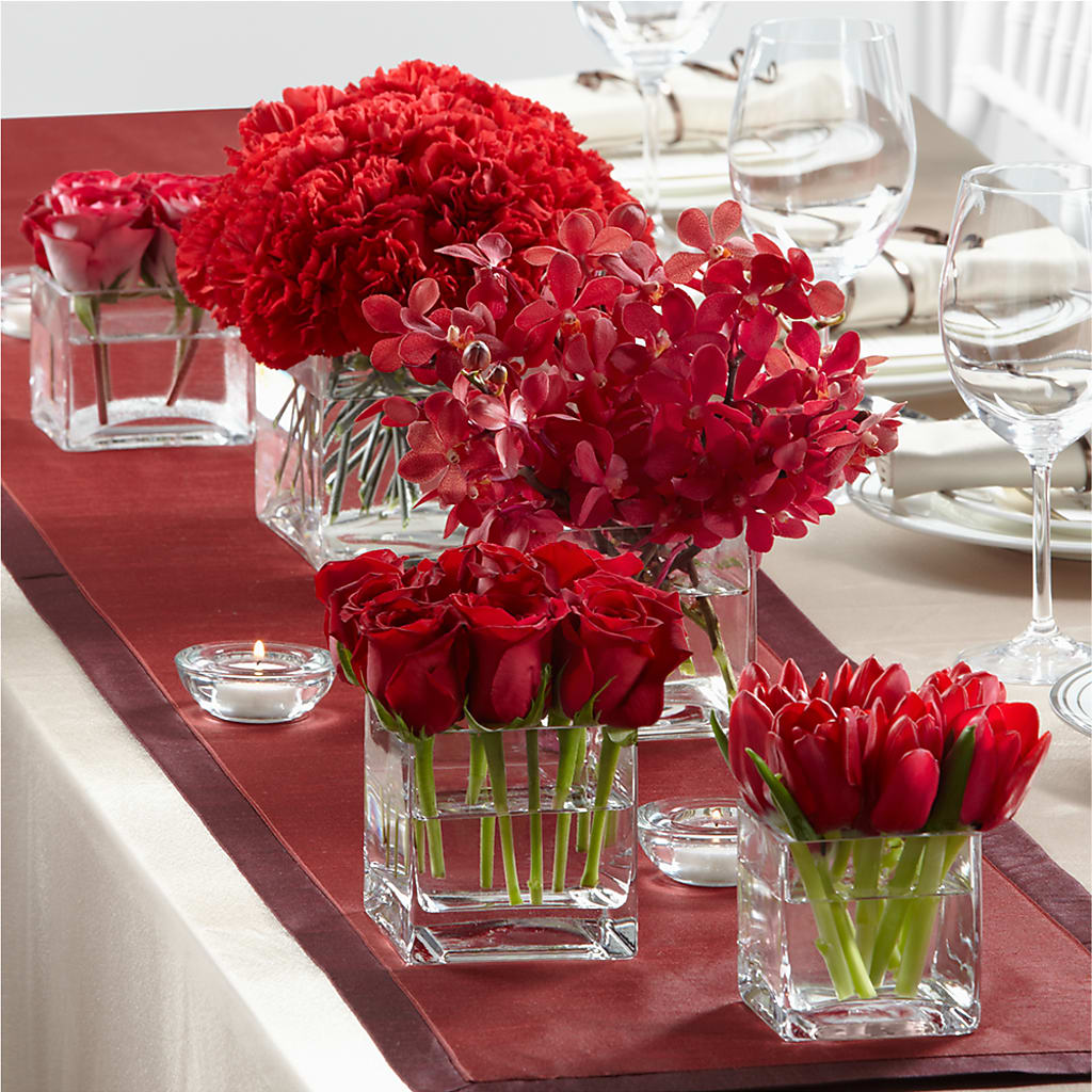 Modern Grace Centerpiece – Branch Floral Designs, Nyssa OR